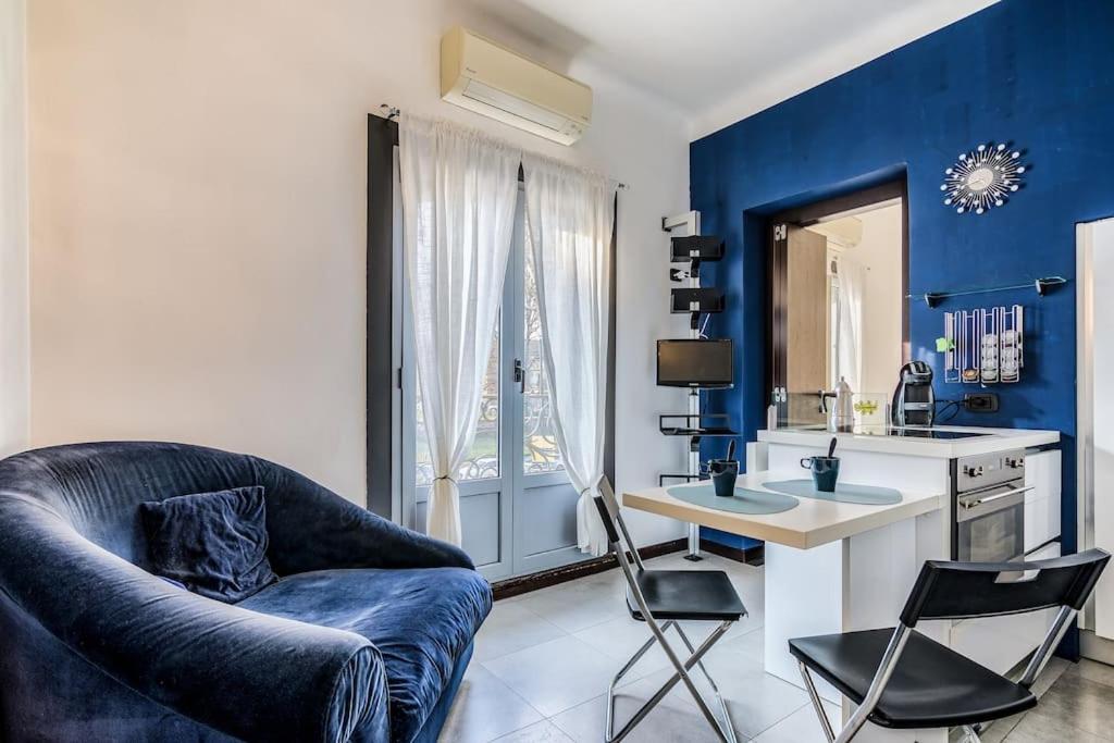 Ad Un Passo Dal Duomo Elegante Appartamento Wifi Milano Exterior foto